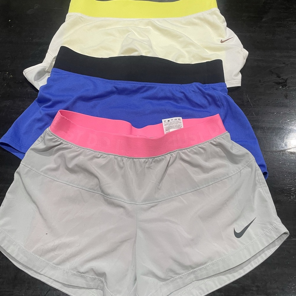 Nike running skorts